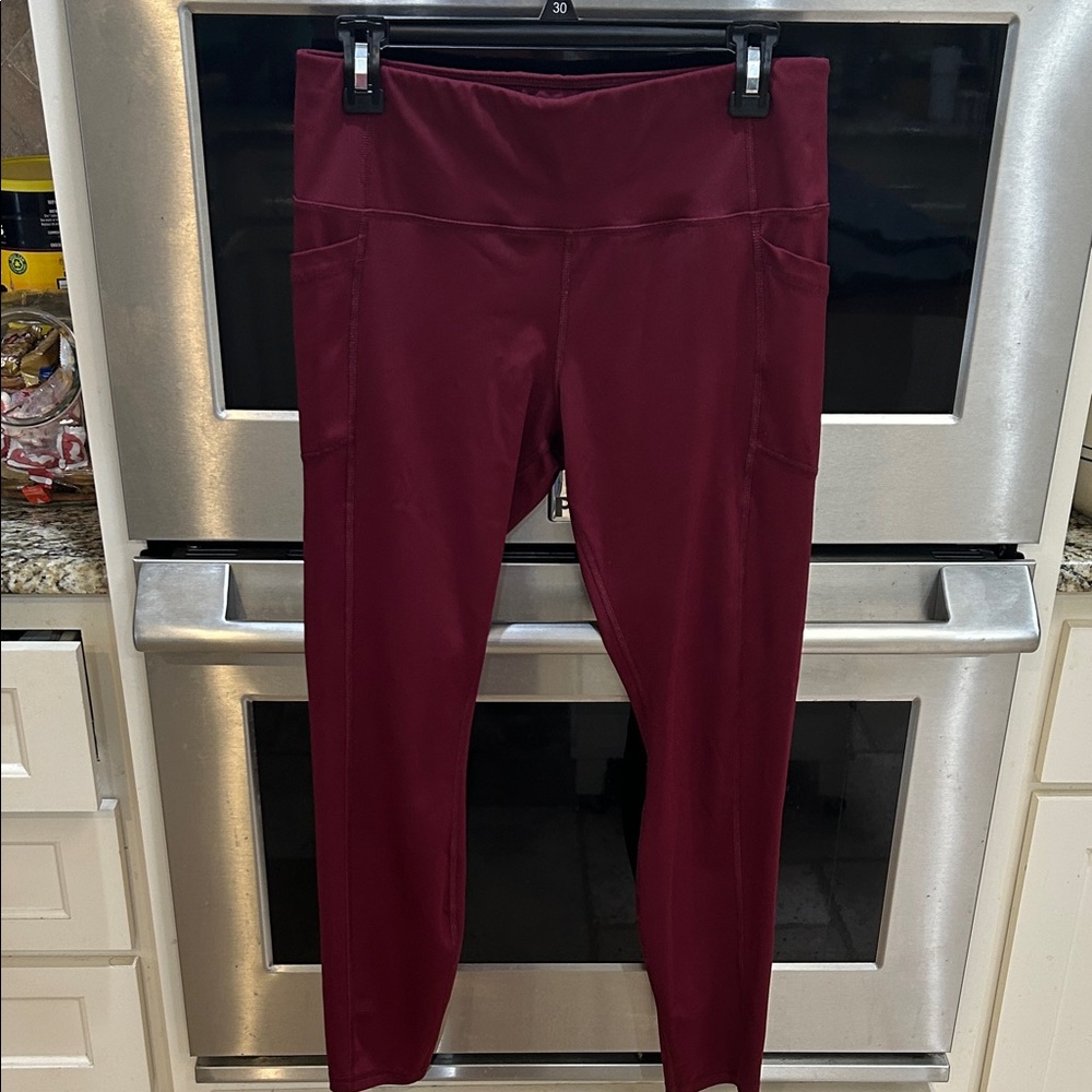 Avia Burgundy Leggings
